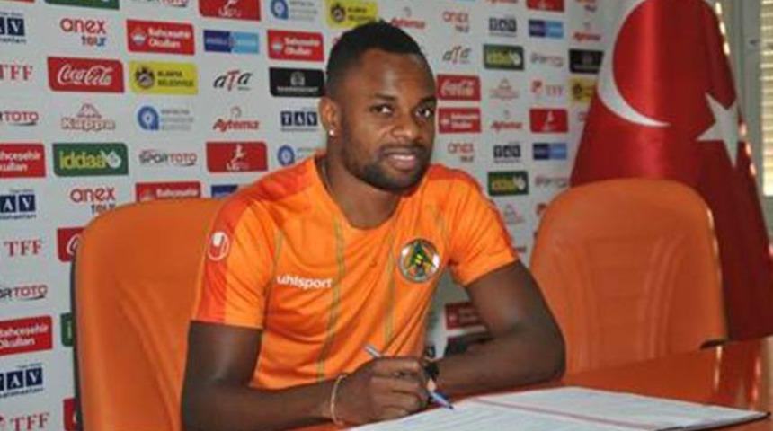 Alanyaspor Mbilla ile 2 yıllık s&ouml;zleşme imzaladı