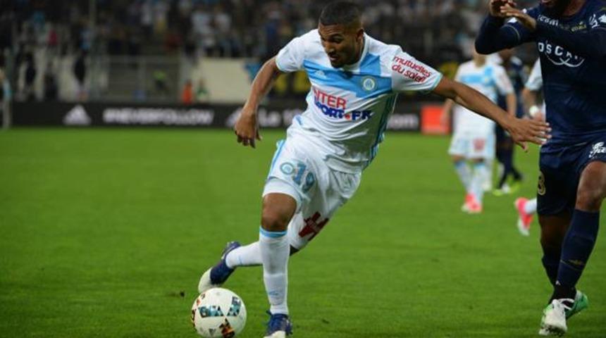 Galatasaray, &ouml;n libero William Vainqueur'un transferini bitirdi