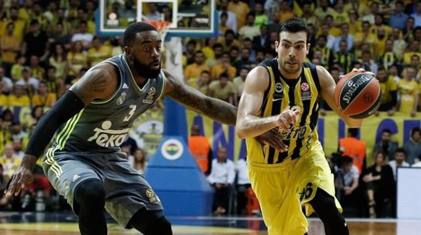 Fenerbah&ccedil;e Sloukas ve Barış Hersek ile imzaladı