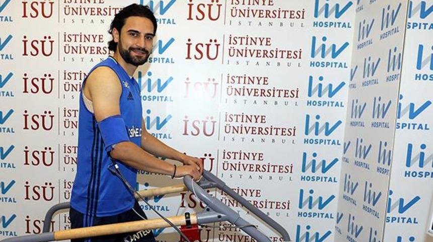 Mehmet Ekici &ccedil;arşamba g&uuml;n&uuml; imzayı atıyor