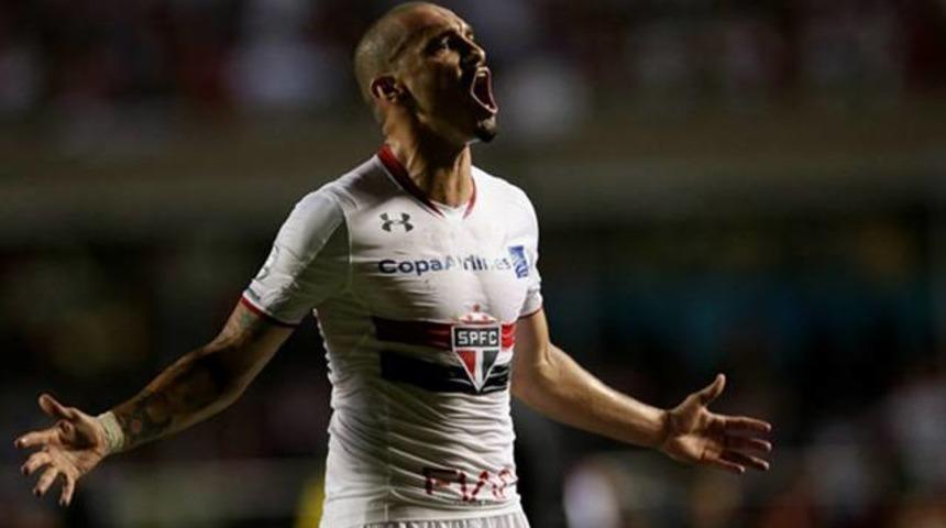 Maicon veda etti, Galatasaray KAP'a bildirdi