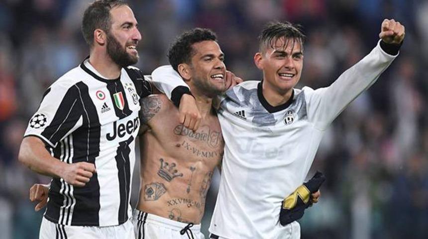 Fenerbah&ccedil;e Dani Alves'in peşinde