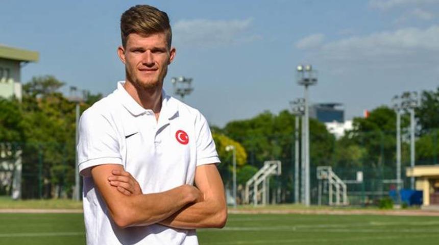 'Bir &ccedil;ift ayakkabı yeter'