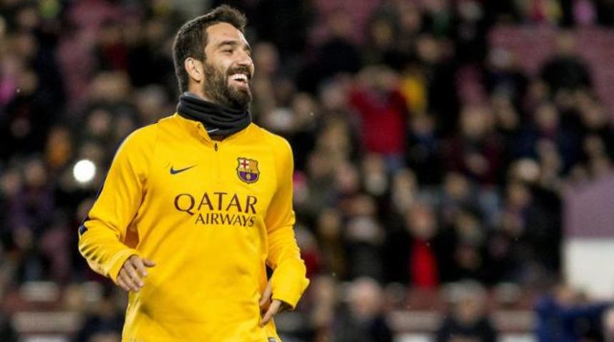 Arda Turan &ccedil;ılgınlığı! 200 milyon lira verdiler