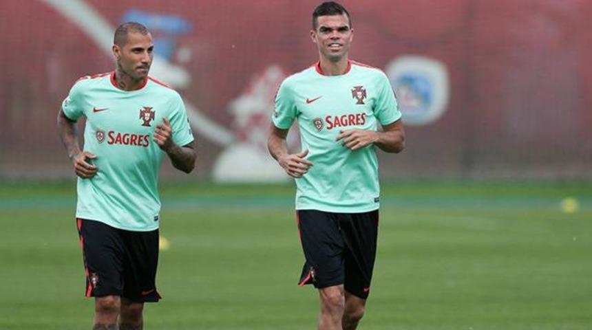 Pepe transferi i&ccedil;in kritik saatler