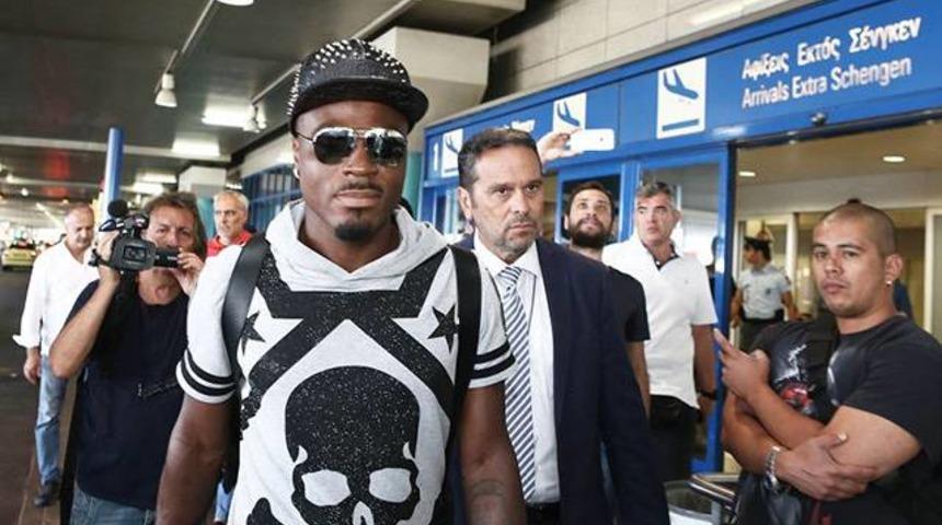 Emenike: 'Türkiye'ye geldiğimde çocuktum'