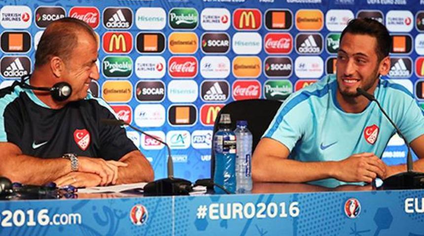 Fatih Terim'den Hakan &Ccedil;alhanoğlu yorumu