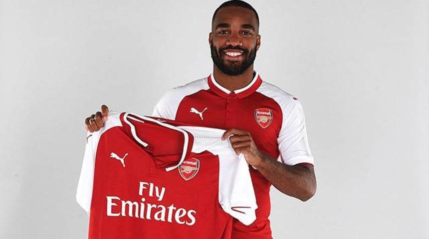 Lacazette rekor bonservisle Arsenal'de