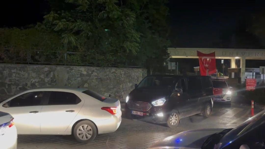 Üniversiteye ruhsatsız silahla kaçak girip 15 yaşındaki çocuğu öldürdü! Boğaziçi ndeki dehşette ayrılık iddiası: Katilin fotoğrafları ortaya çıktı 6