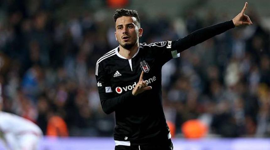 Oğuzhan &Ouml;zyakup Beşiktaş'ta kalacağını s&ouml;yledi