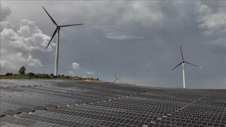 Türkiye'nin elektrik kurulu gücü 120 bin megavatı aştı