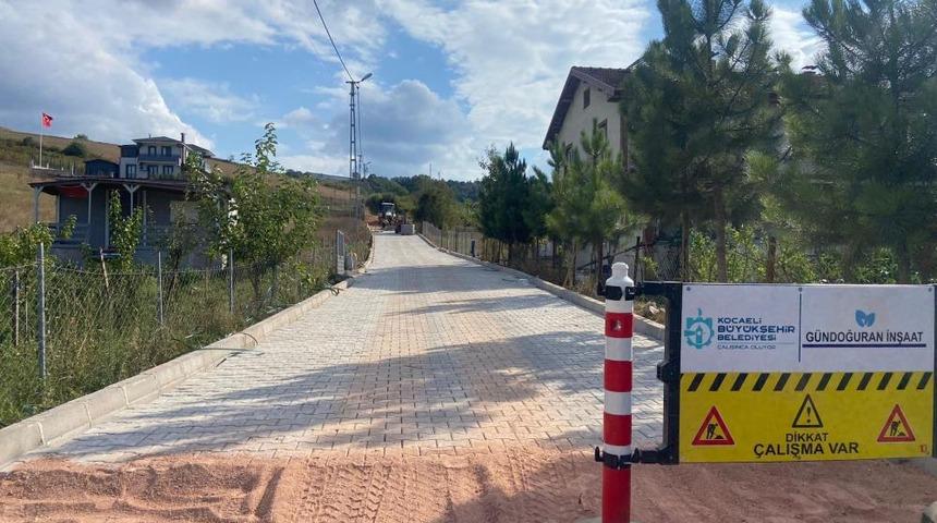 Kocaeli'de kırsal mahalle yolları yenileniyor