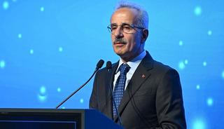 Bakan Uraloğlu, 5G ihalesinin 16 Ekim'de gerçekleştirileceğini bildirdi
