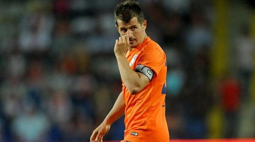 Emre Bel&ouml;zoğlu'ndan Fenerbah&ccedil;e a&ccedil;ıklaması