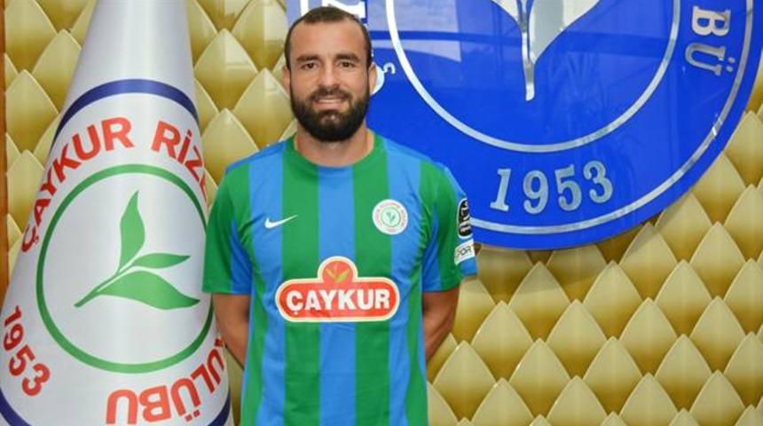 &Ccedil;aykur Rizespor Mehmet Uslu ile imzaladı