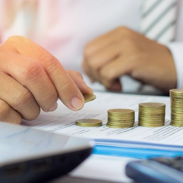 Hisseler kasaya: Patronlar ve şirketler milyonlarca pay topladı