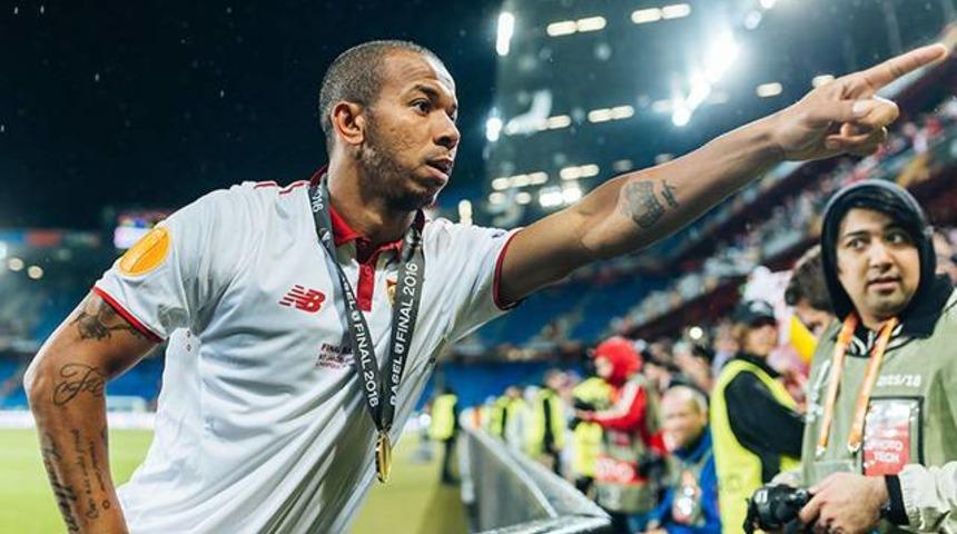 Galatasaray Sevilla'dan Mariano ile anlaşma sağladı