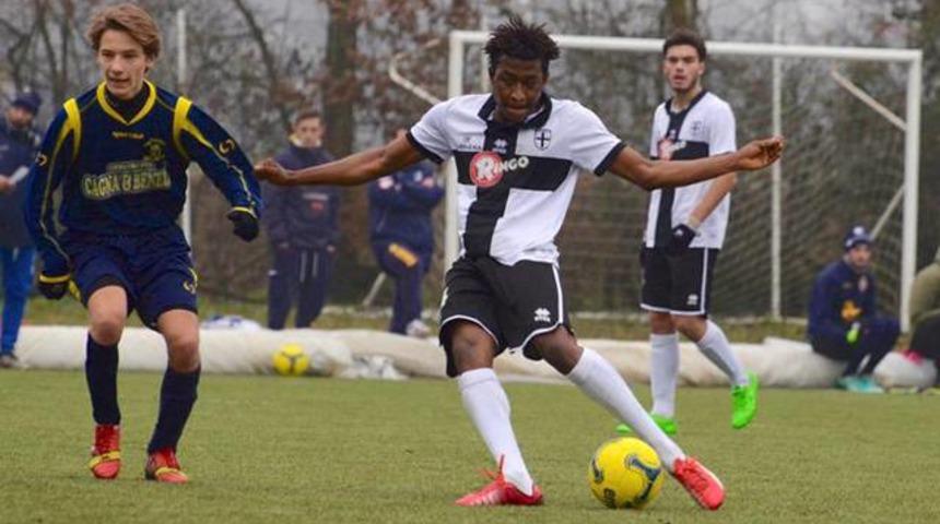 Solomon Nyantakyi anne ve kardeşini &ouml;ld&uuml;rd&uuml;