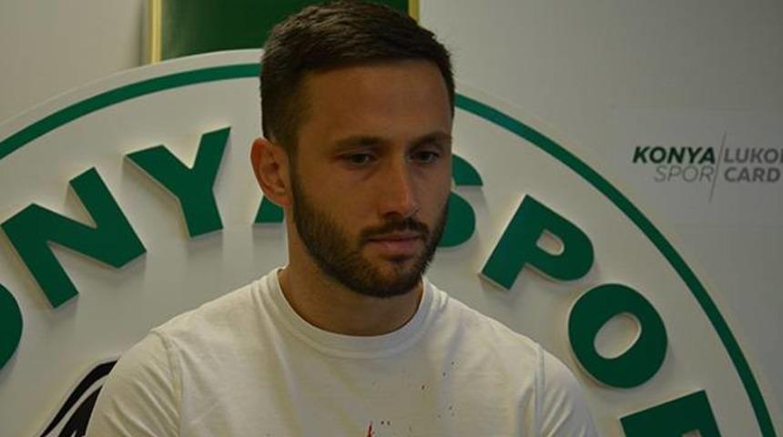 Vukovic Konyaspor'dan ayrıldı ve Olympiakos'a transfer oldu