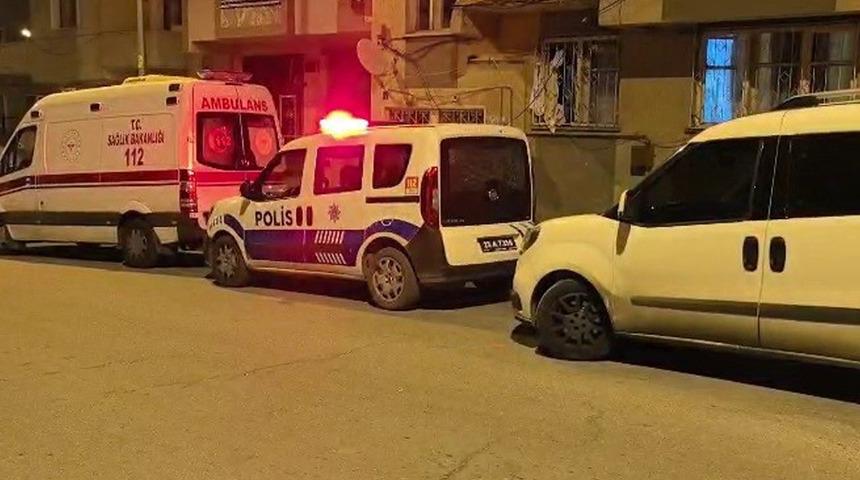 Yaşlı adam evinde ölü bulundu