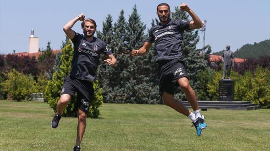 Cenk Tosun'dan transfer a&ccedil;ıklaması