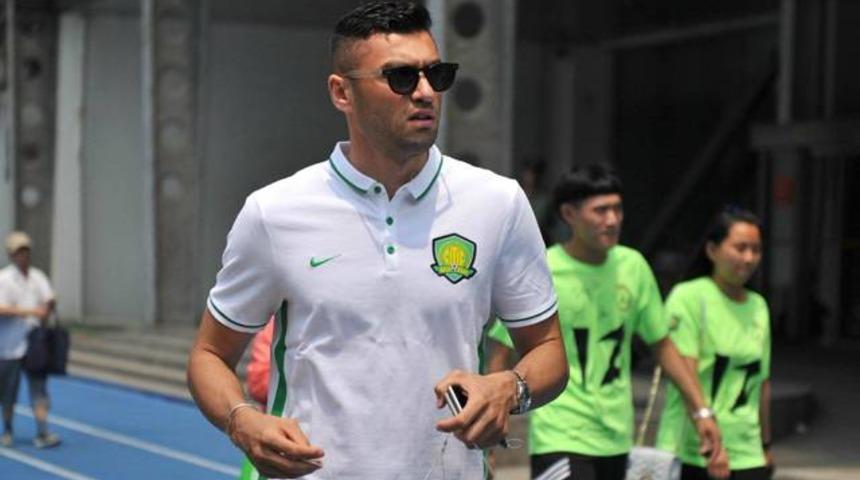 Burak Yılmaz bombası! El sıkışıldı