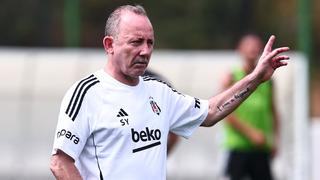 Beşiktaş'ta Jen Onana sağlık kontrollerinden geçmek için italya'da! Kamerunlu futbolcu kiralık olarak Genoa'nın yolunu tutuyor...