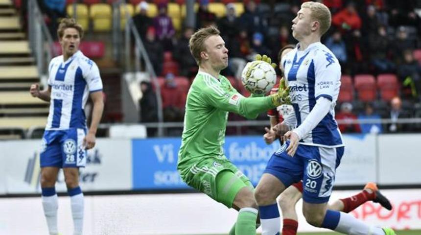 &Ouml;stersunds kalecisi Andreas Andersson 4 hafta yok