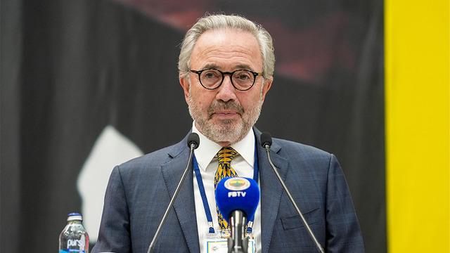 Fenerbahçe Asbaşkanı Hamdi Akın'dan kritik hamle! İsmail Kartal'ı yatıyla alıp 2 saat yalısında görüştü... Sarı lacivertlilerde teknik direktörlük arayışlarında sıcak gelişme