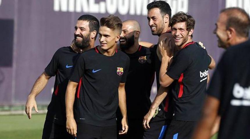 Barcelona Sportif Direkt&ouml;r&uuml; Robert Fernandez: 'Hi&ccedil;bir oyuncuyu bırakmayacağız'