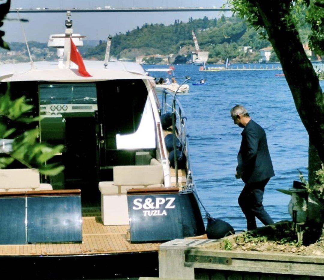 Fenerbahçe Asbaşkanı Hamdi Akın dan kritik hamle! İsmail Kartal ı yatıyla alıp 2 saat yalısında görüştü... Sarı lacivertlilerde teknik direktörlük arayışlarında sıcak gelişme 1