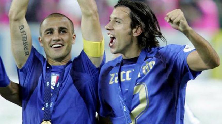 Cristian Zaccardo internetten takım arıyor