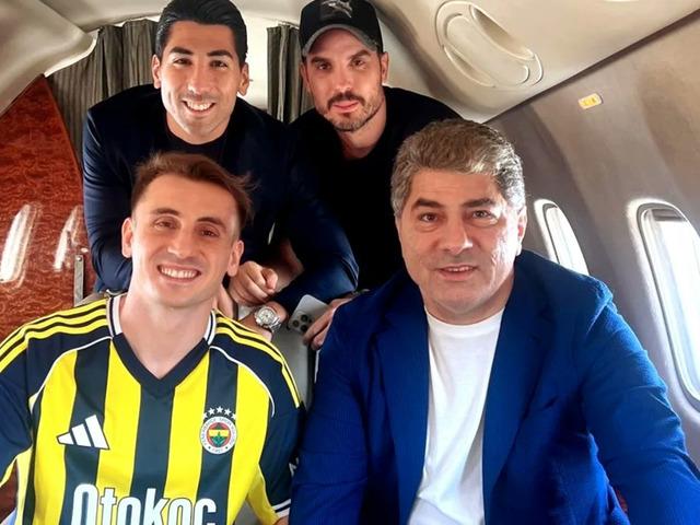 Fenerbahçe'nin yeni transferi Kerem Aktürkoğlu'nun İstanbul'a geliş saati belli oldu! Yıldız futbolcu 21.00 sularında İstanbul'da... 