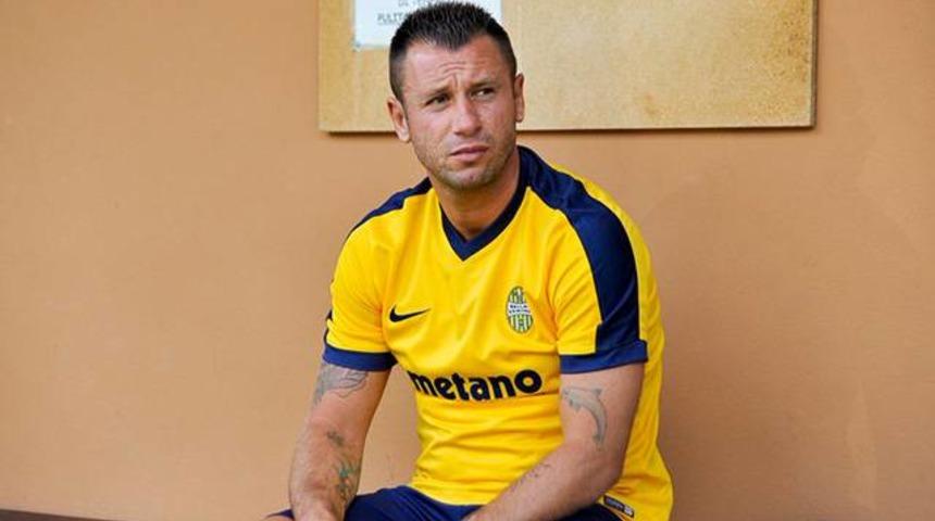 Cassano 8 g&uuml;n sonra yine futbolu bıraktı