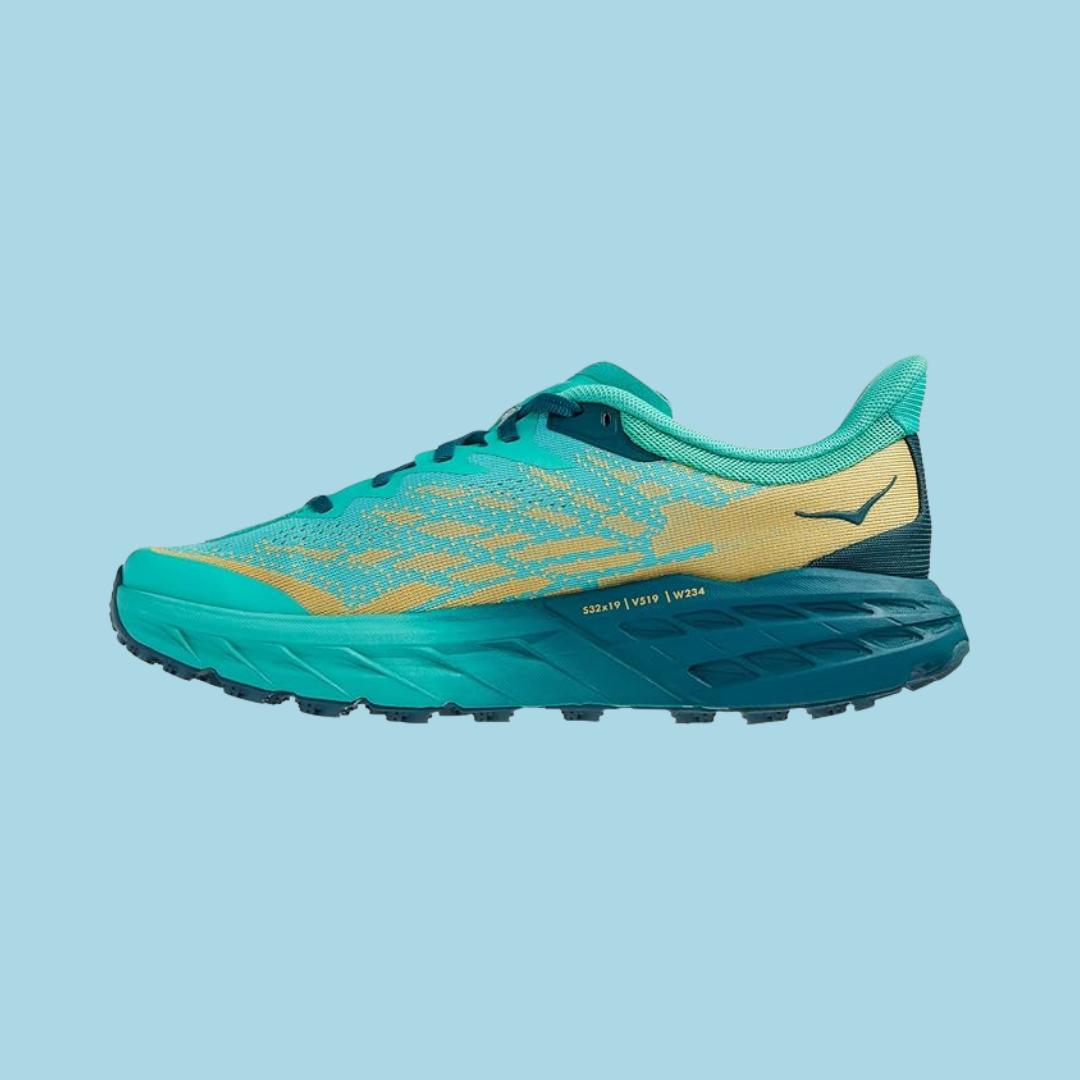 Tarzına güvenenlerin tercihi! En iddialı 10 spor ayakkabı 9