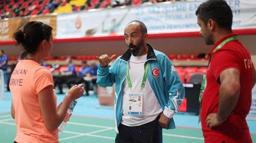 Badmintoncular telafi peşinde