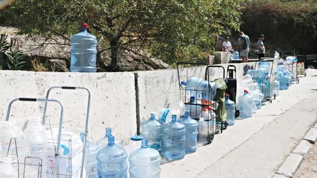 AK Parti Genel Sekreteri İnan'dan İzmir'de CHP’li belediyelere su kesintisi eleştirisi