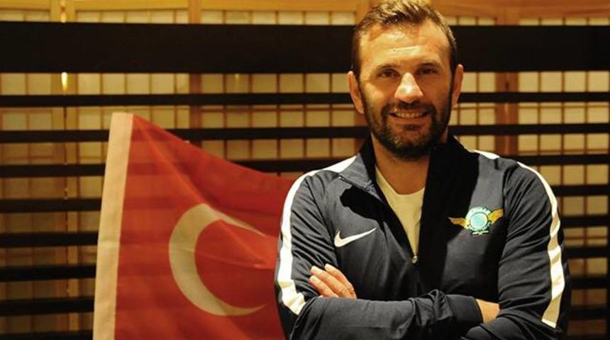Okan Buruk: 'Avrupa'dan elenmek Galatasaray'a ligde avantaj sağlar'