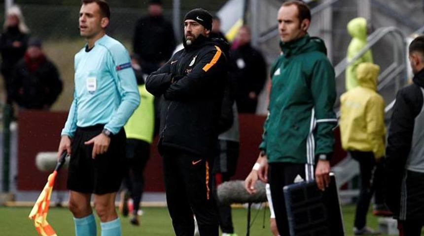 Galatasaray Tudor'la devam ediyor! Flaş Lucescu form&uuml;l&uuml;