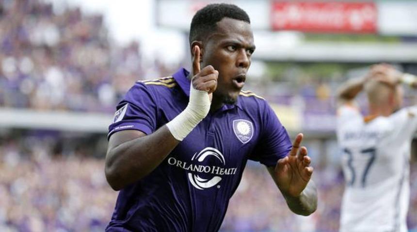 Beşiktaş'a yeni golc&uuml; adayı: Cyle Larin