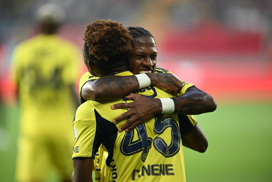 Fenerbahçe, Jose Mourinho sonrası Gençlerbirliği deplasmanında gövde gösterisi yaptı! 3