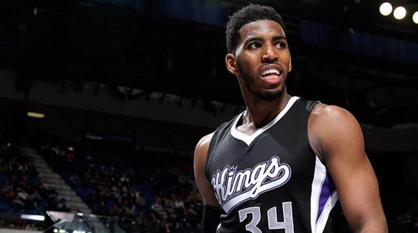 Fenerbah&ccedil;e Doğuş Jason Thompson ile 1 yıllık s&ouml;zleşme imzaladı