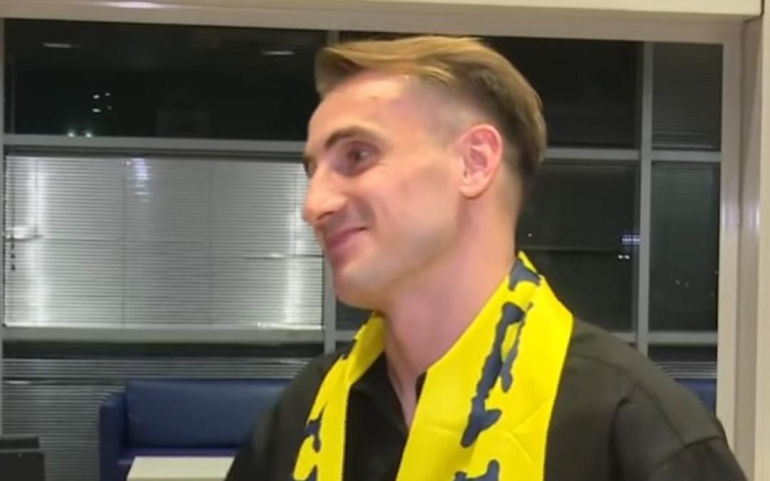 Kerem Akt&uuml;rkoğlu ndan Galatasaraylıları kızdıran a&ccedil;ıklama! "T&uuml;rkiye nin en b&uuml;y&uuml;k ve en şerefli kul&uuml;b&uuml; Fenerbah&ccedil;e" 1