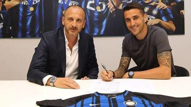 Inter, Vecino'yu transfer etti