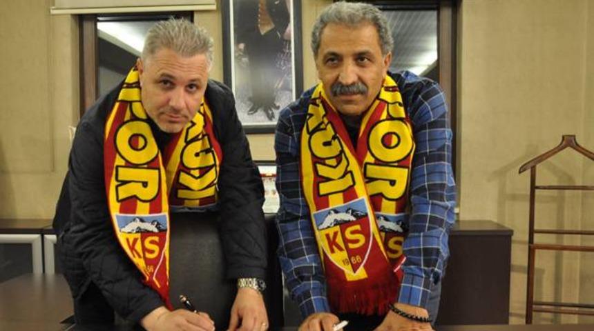  Sumudica: 'Lucescu i&ccedil;in kurşunun &ouml;n&uuml;ne atlarım'