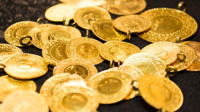 Altın yatırımcısı rakamlara kilitlendi! Yükselişi durmuyor, yeni rekor geldi (1 Eylül 2025 gram altın ve çeyrek altın fiyatı)