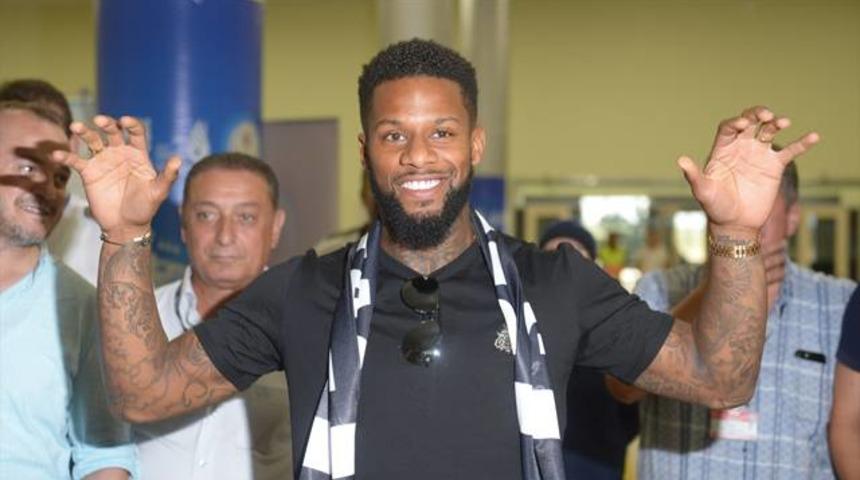 Beşiktaş’ın yeni transferi Lens Samsun’a indi