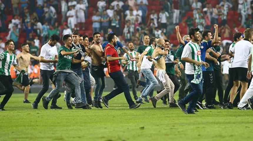 Beşiktaş Konyaspor kulübü ve taraftarı hakkında suç duyurusunda bulundu