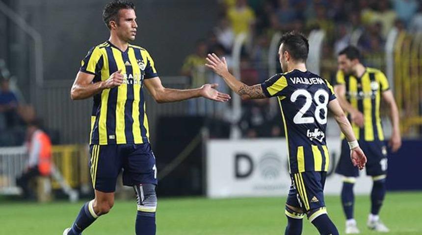 Fenerbahçe Van Persie nedeniyle Feyenoord'u FIFA'ya şikayet edebilir