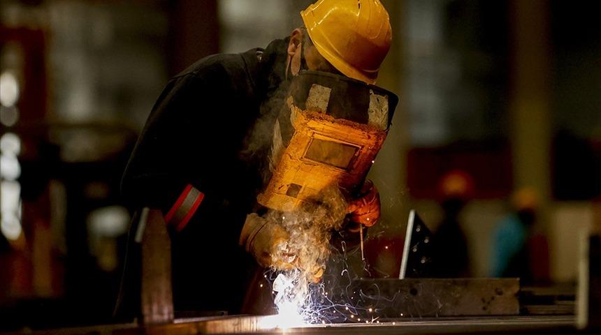 Kamu iş&ccedil;isi nedir? Kimler kamu iş&ccedil;isidir? Memur kamu iş&ccedil;isi midir?